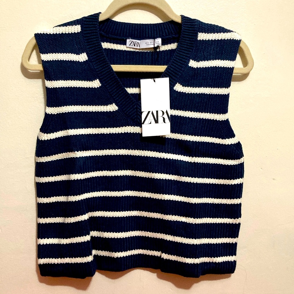 ZARA STRIPES SLEEVELESS KNIT CROPPED TOP SMALL